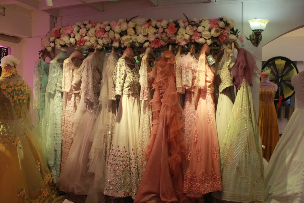 Top Wedding Shop Destinations in Chennai - Best Bridal Collections