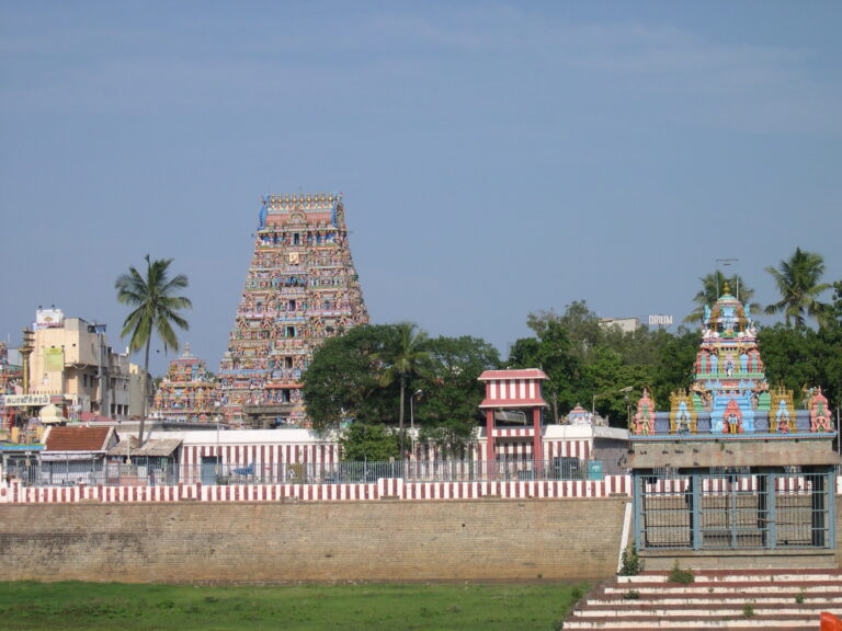 Kapaleeswarar Temple in Chennai: A Travel Guide